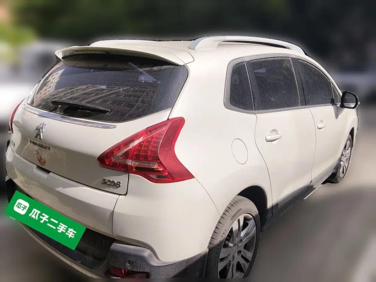 Peugeot 3008 2015 2.0L Automatic Trend Edition — миниатюра 4