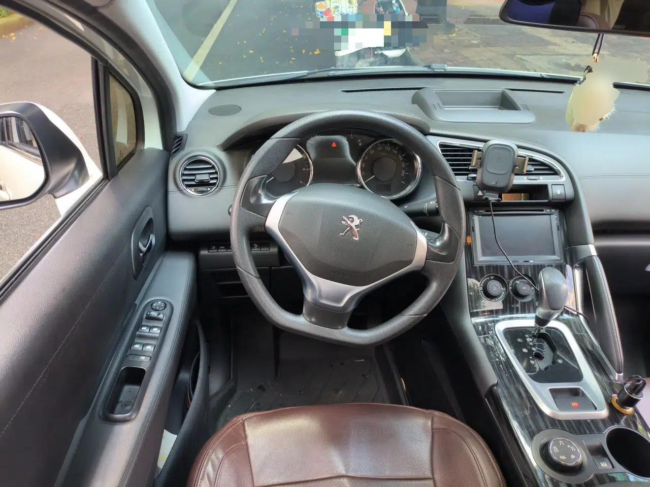 Peugeot 3008 2015 1.6THP Automatic Classic Edition — миниатюра 11