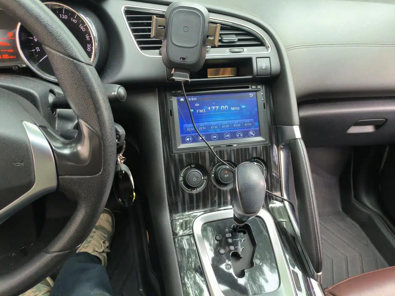 Peugeot 3008 2015 1.6THP Automatic Classic Edition — миниатюра 14