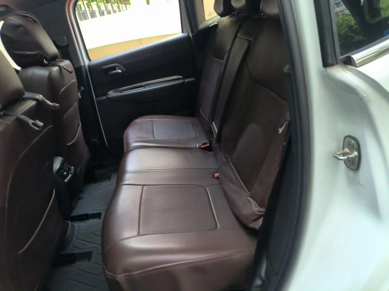Peugeot 3008 2015 1.6THP Automatic Classic Edition — миниатюра 18