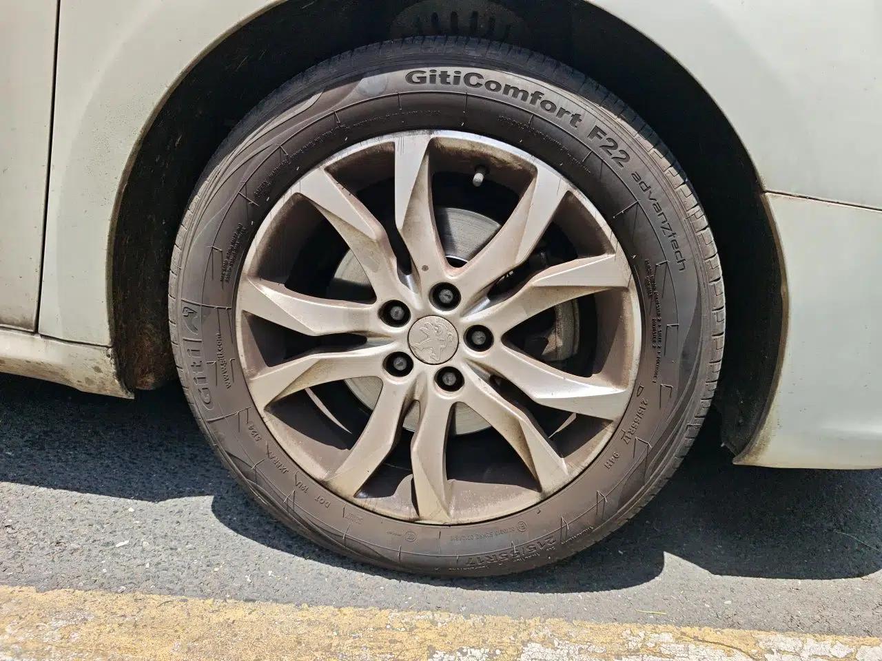 Peugeot 508 2015 2.0L Automatic ZhiZhen Edition — миниатюра 2