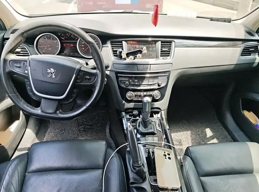 Peugeot 508 2015 2.0L Automatic ZhiZhen Edition — миниатюра 16