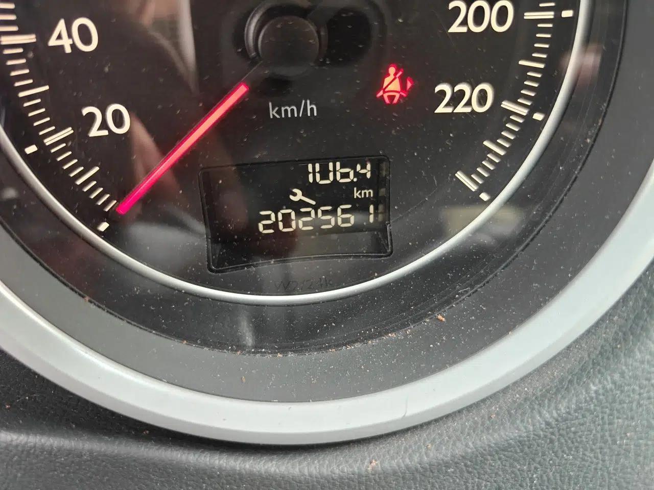 Peugeot 508 2013 2.0L 2nd Anniversary Edition Automatic Smart Enjoyment Version — миниатюра 13