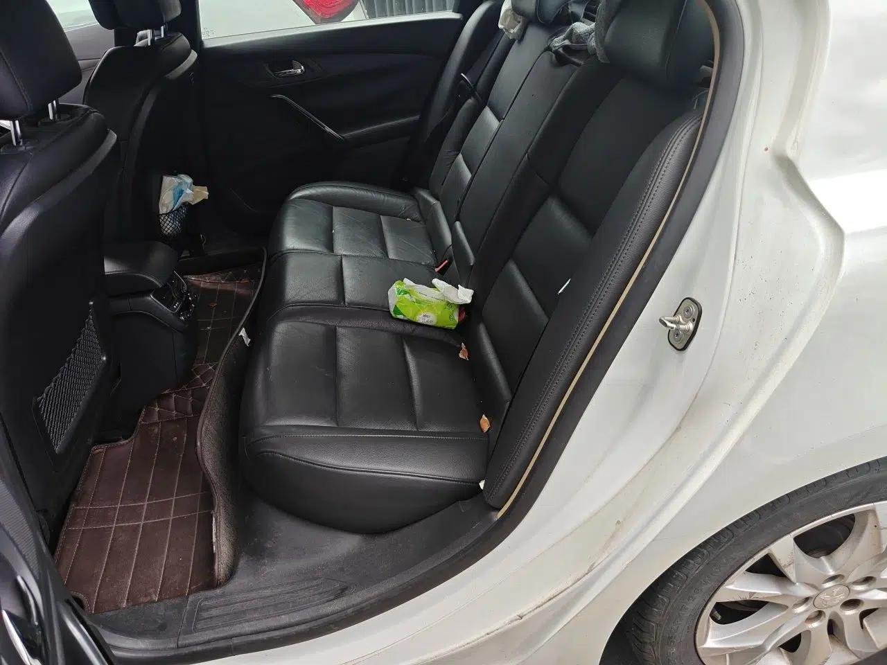 Peugeot 508 2013 2.0L 2nd Anniversary Edition Automatic Smart Enjoyment Version — миниатюра 18