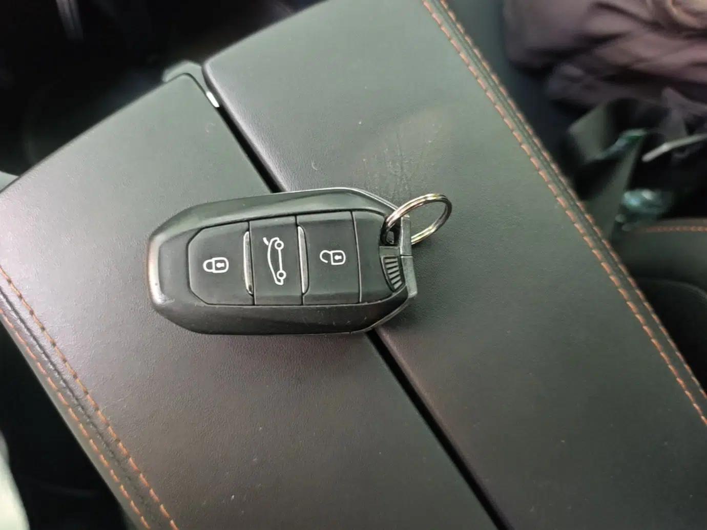 Peugeot 4008 2019 350THP First Edition — миниатюра 12