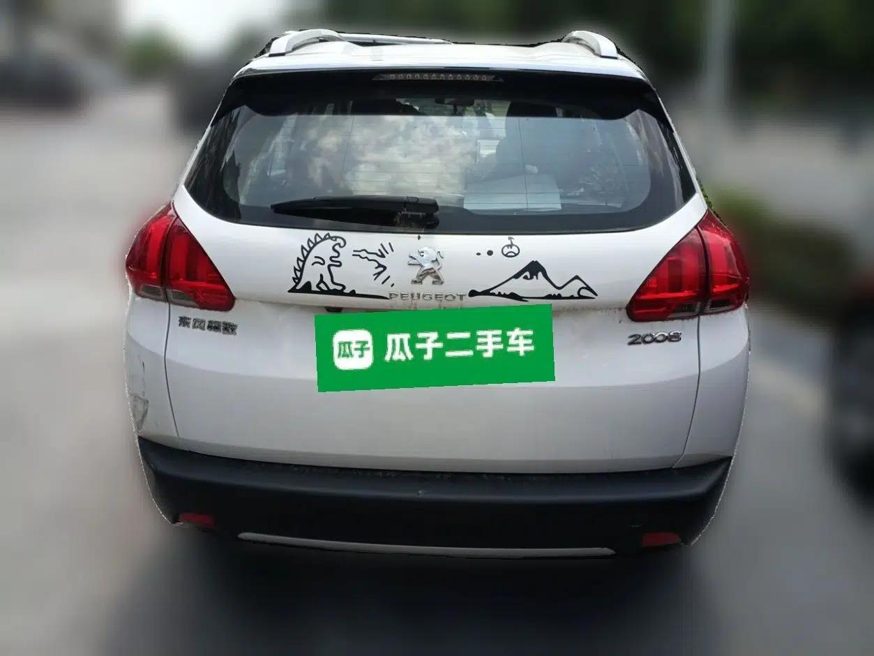 Peugeot 2008 2014 1.6L Automatic Navigation Edition — миниатюра 5