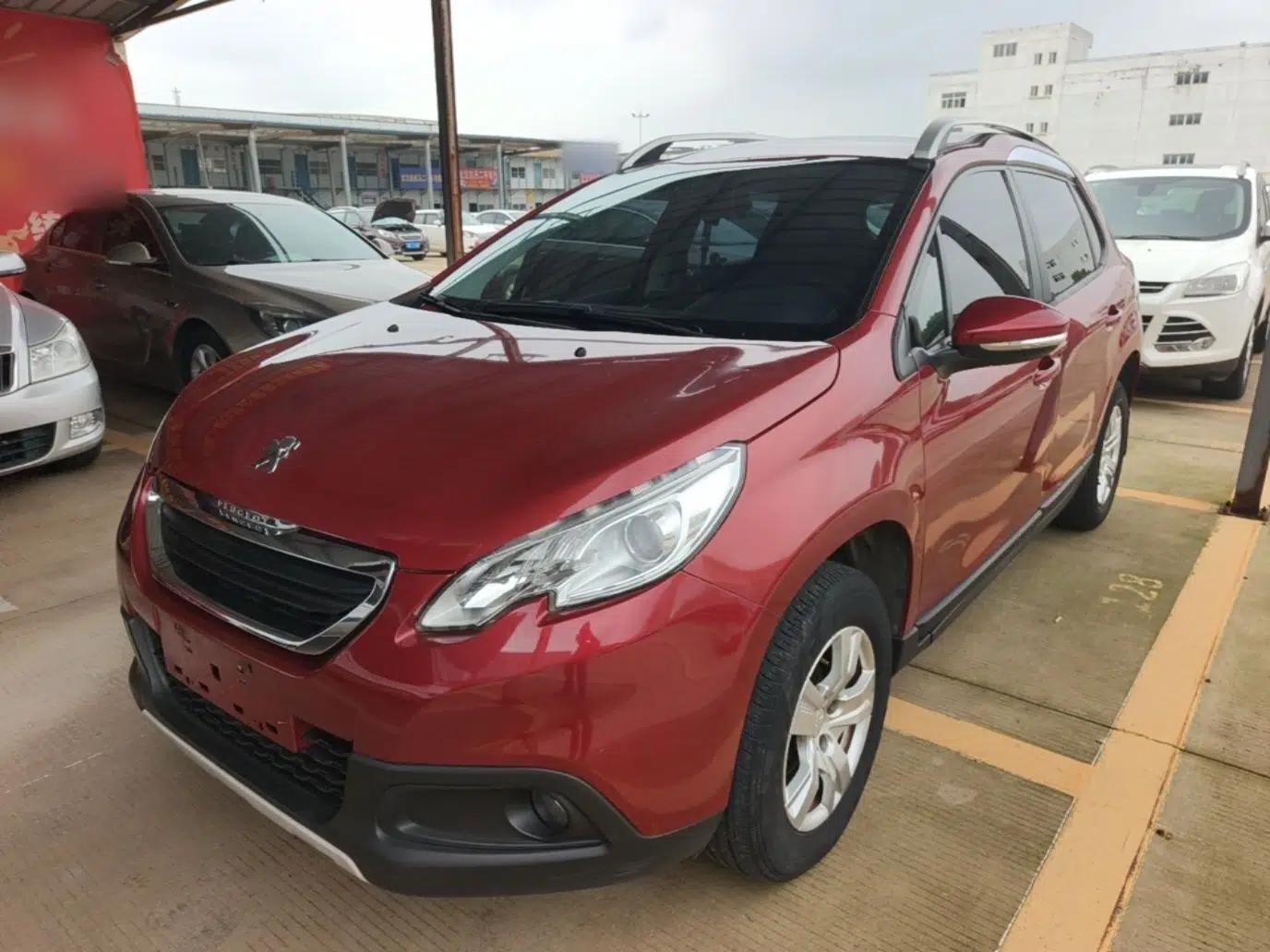 Peugeot 2008 2014 1.6L Automatic Trend Edition — миниатюра 1