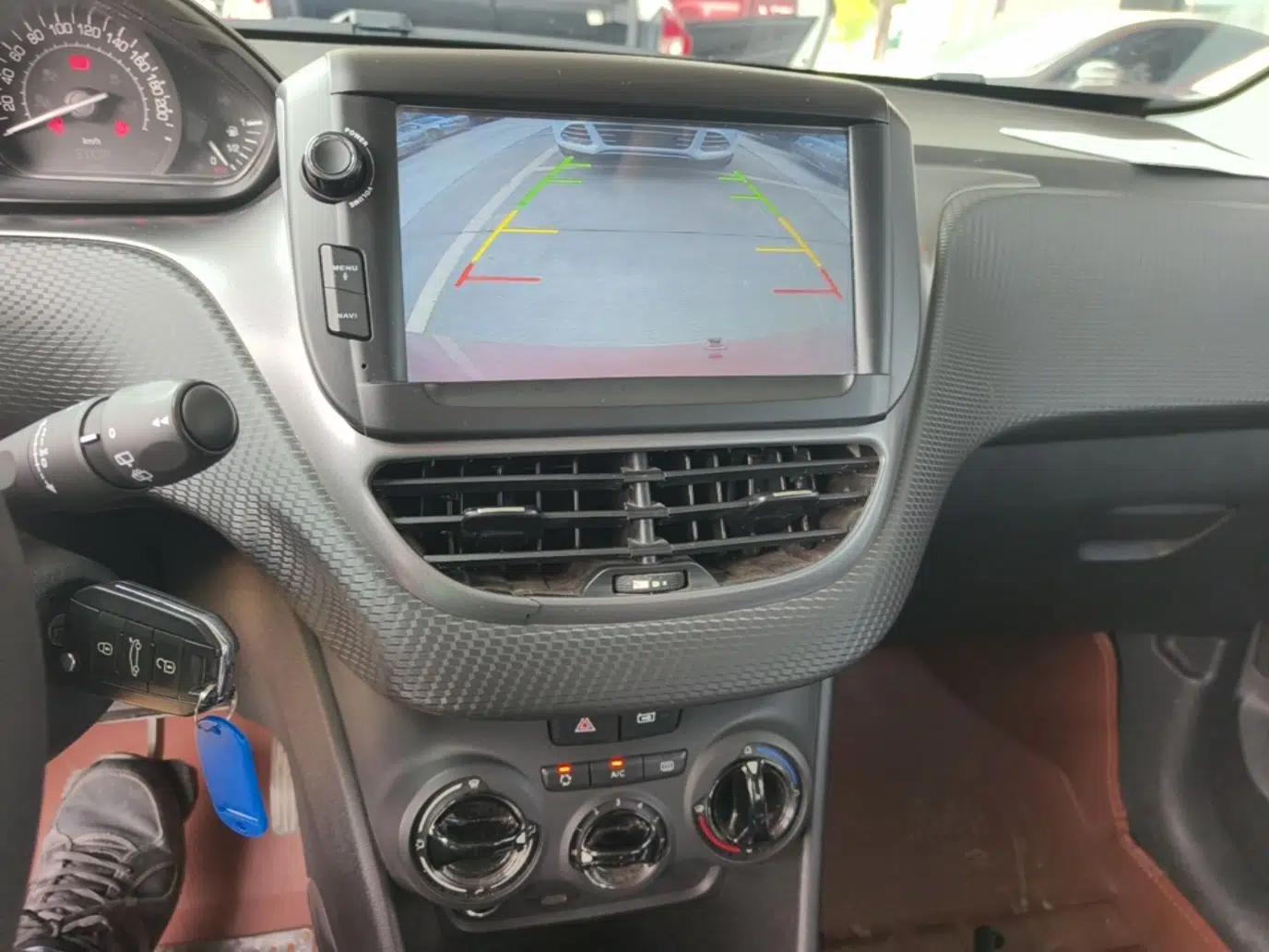 Peugeot 2008 2014 1.6L Automatic Trend Edition — миниатюра 16