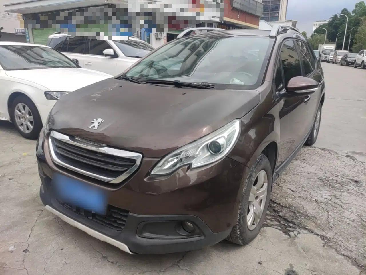 Peugeot 2008 2014 1.6L Automatic Trend Edition — миниатюра 1