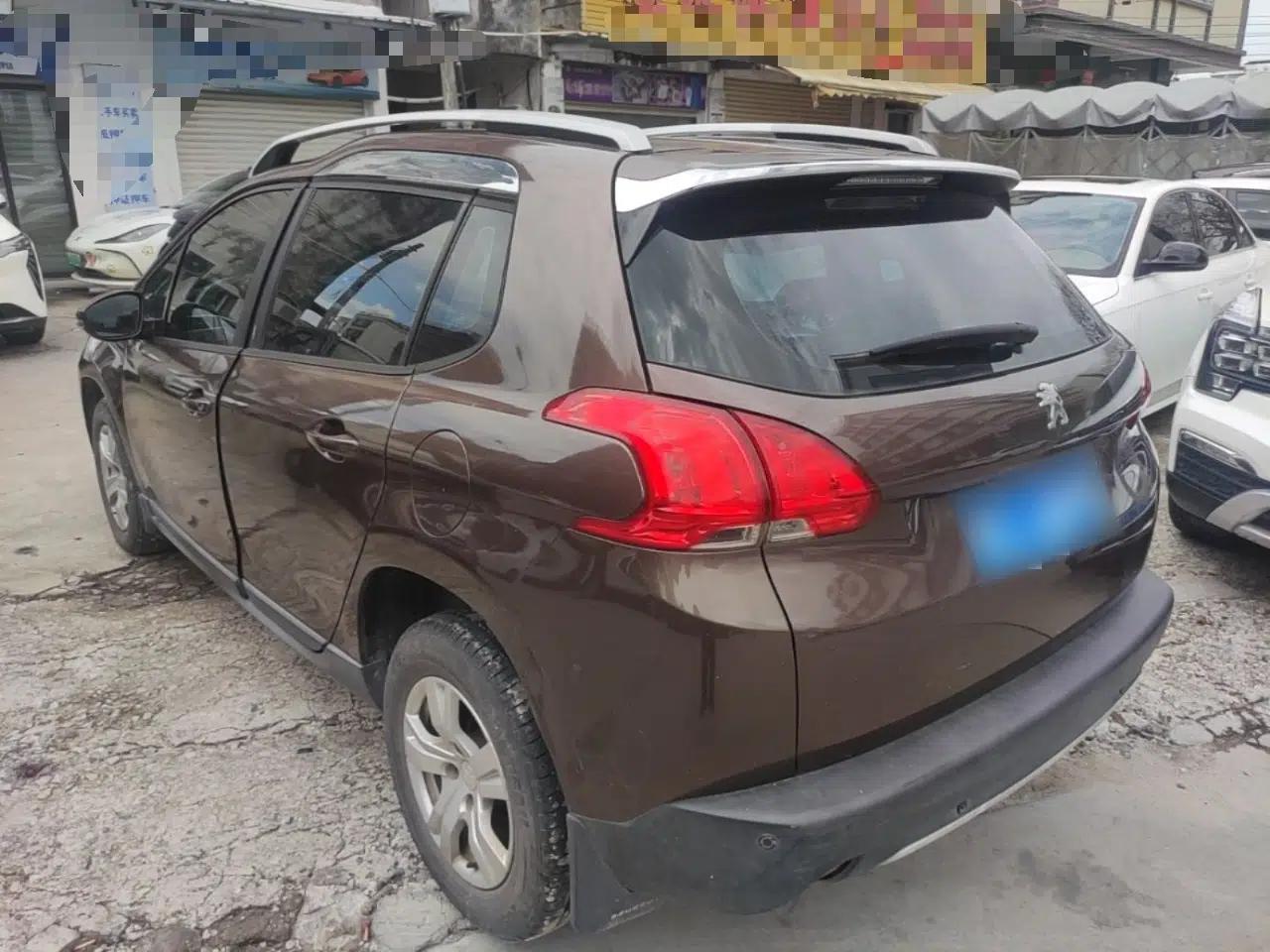 Peugeot 2008 2014 1.6L Automatic Trend Edition — миниатюра 4