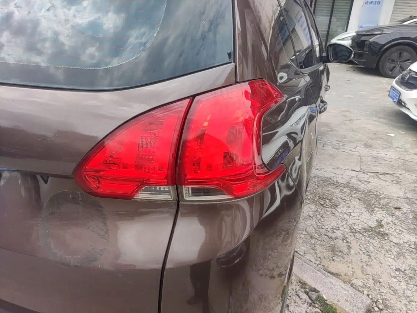 Peugeot 2008 2014 1.6L Automatic Trend Edition — миниатюра 7