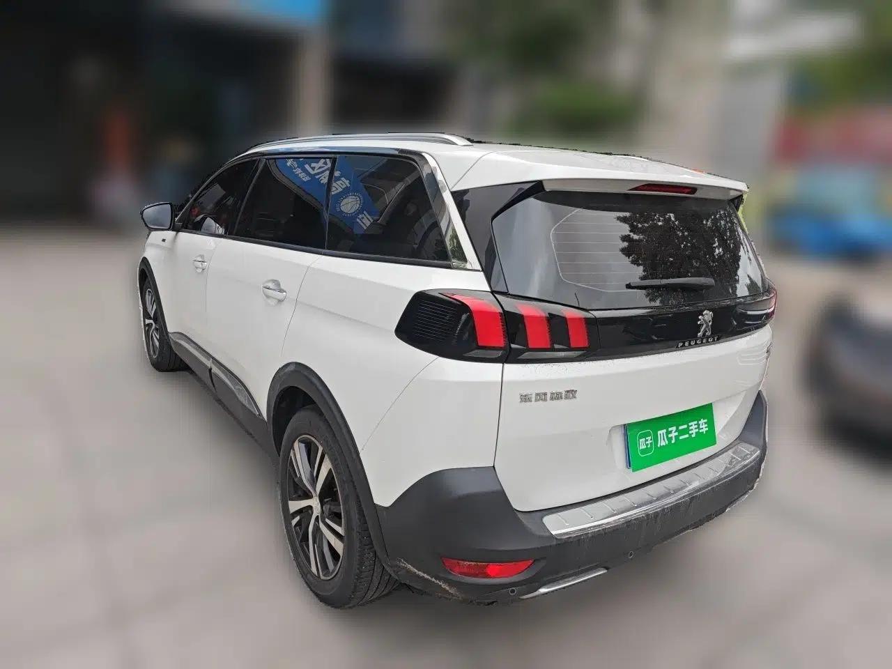 Peugeot 5008 2017 380THP 7-Seater Elite Edition — миниатюра 4