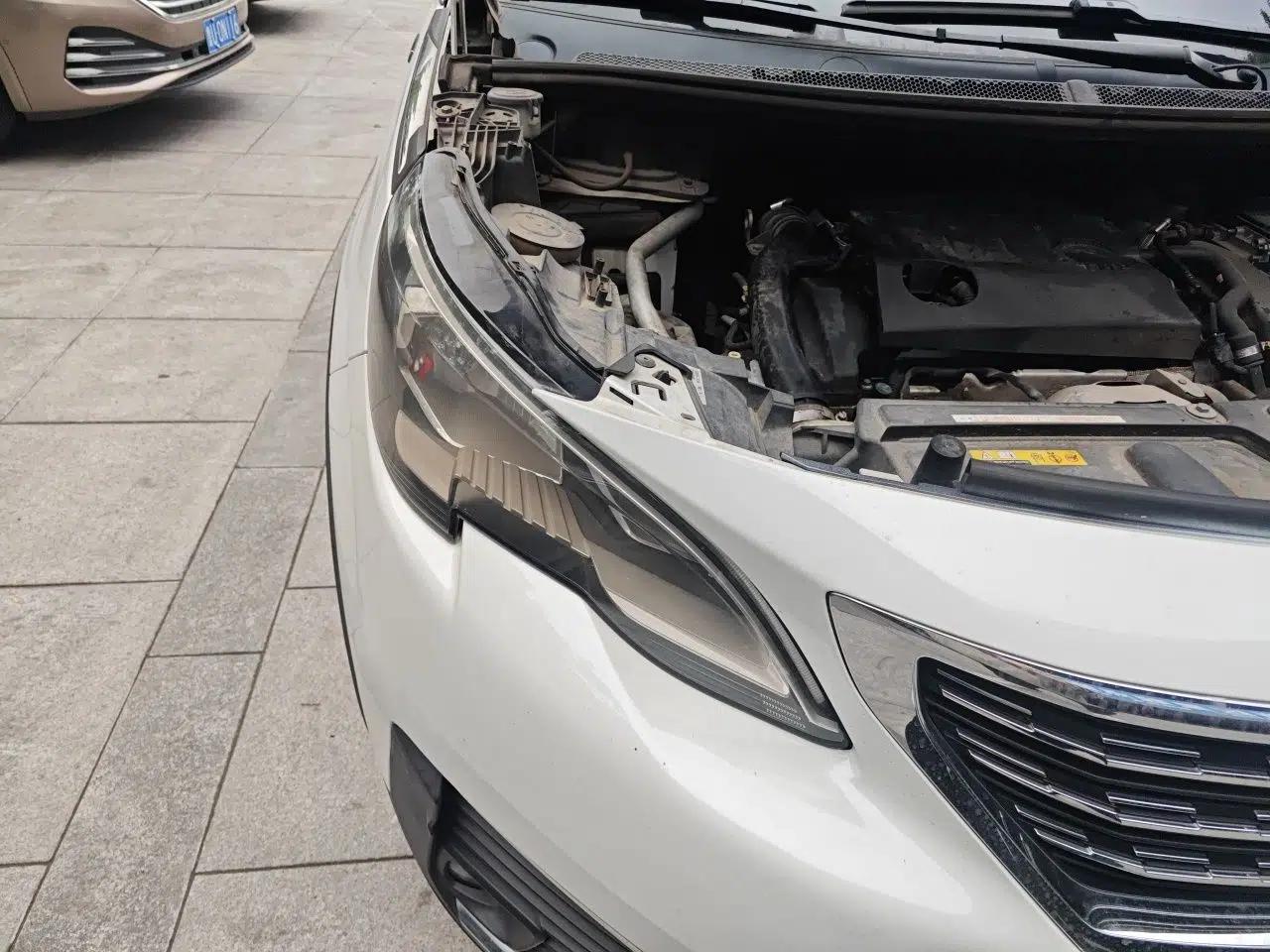 Peugeot 5008 2017 380THP 7-Seater Elite Edition — миниатюра 7