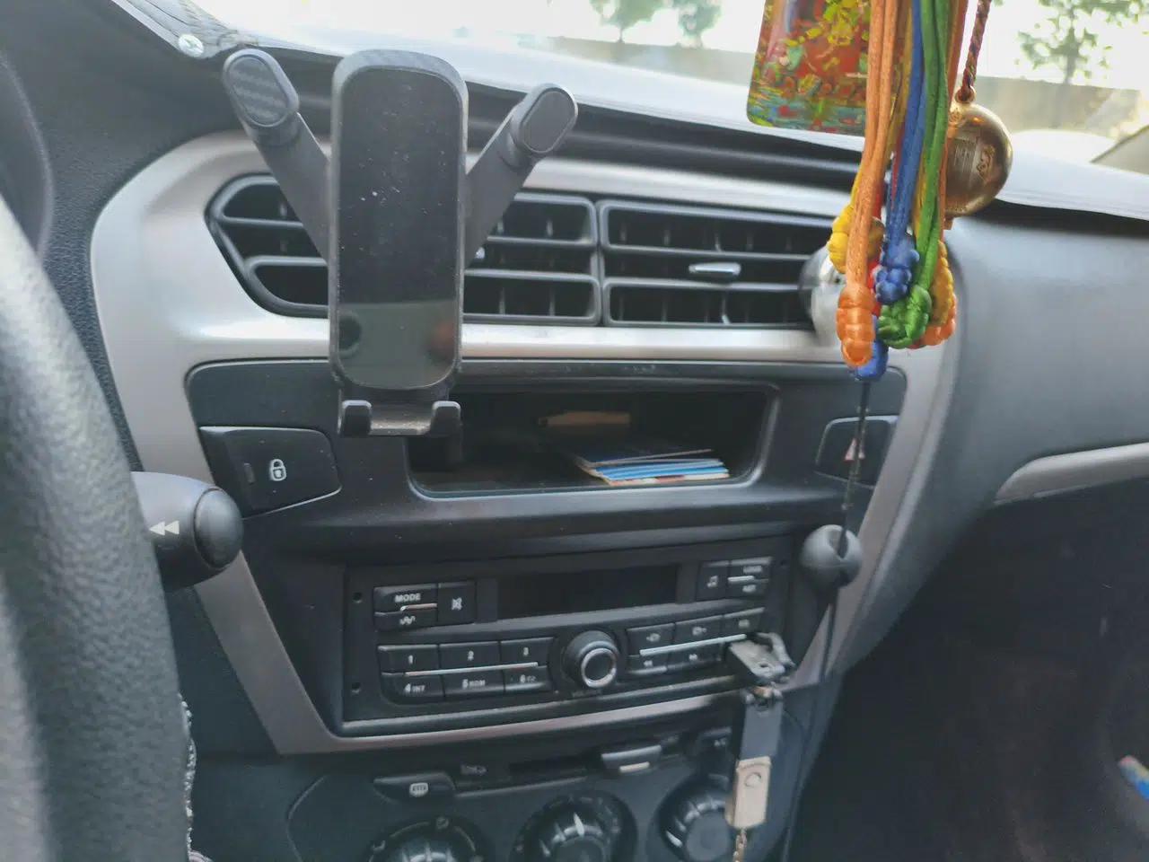 Peugeot 301 2016 1.6L Manual Comfort Edition — миниатюра 14