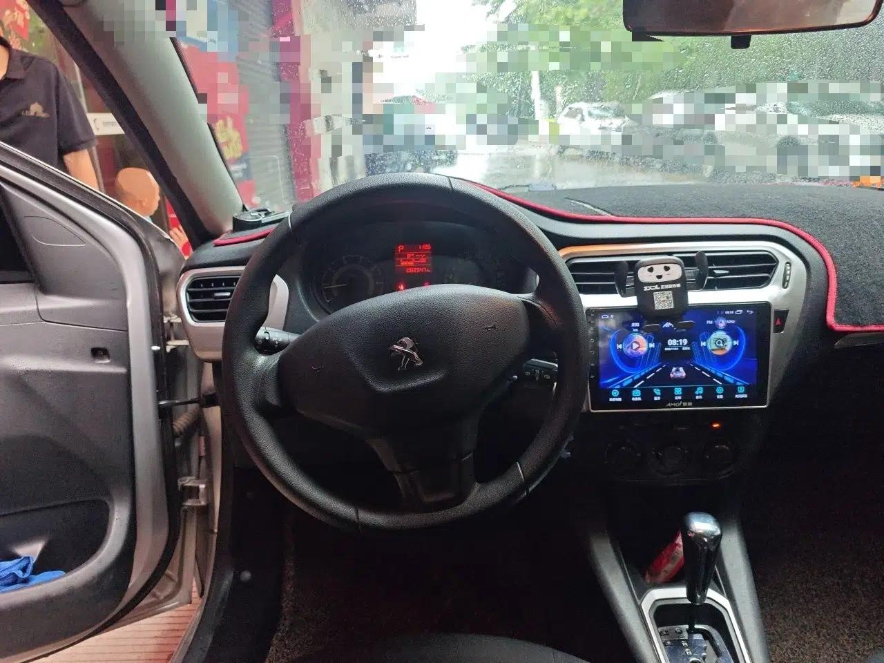 Peugeot 301 2014 1.6L Automatic Comfort Edition — миниатюра 11