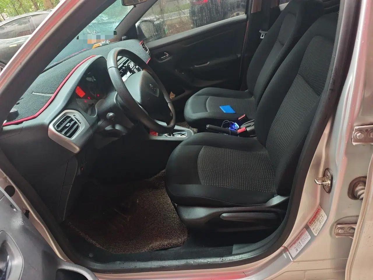Peugeot 301 2014 1.6L Automatic Comfort Edition — миниатюра 16