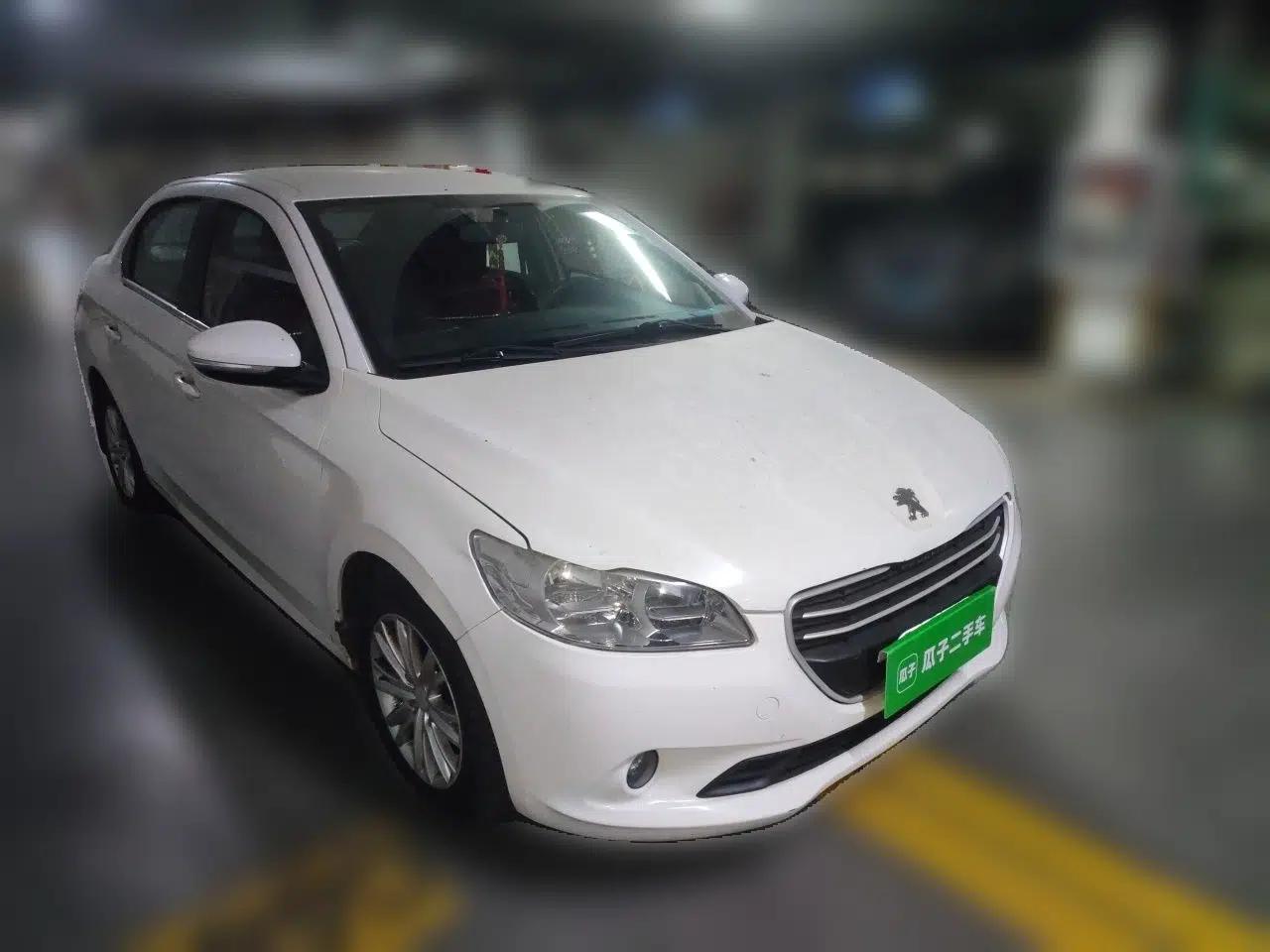 Peugeot 301 2014 1.6L Automatic Comfort Edition — миниатюра 3