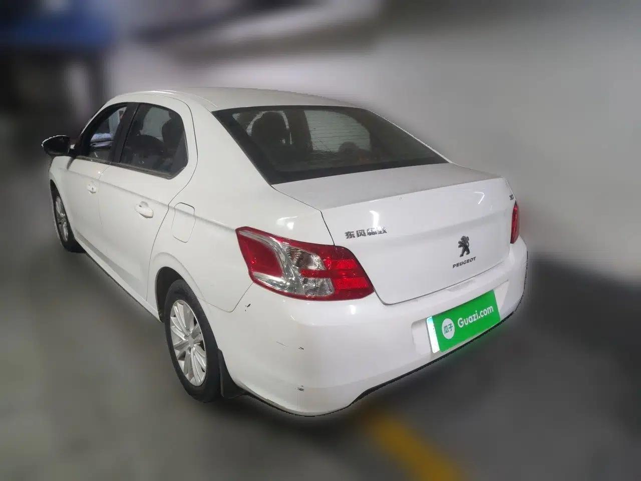Peugeot 301 2014 1.6L Automatic Comfort Edition — миниатюра 4