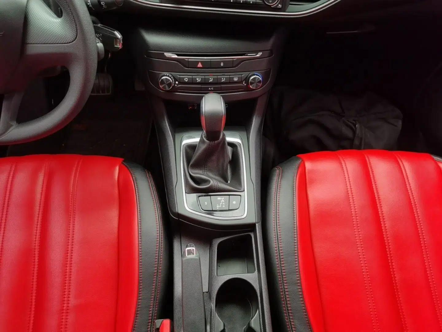 Peugeot 308S 2015 1.2T Automatic Shangchi Edition — миниатюра 13