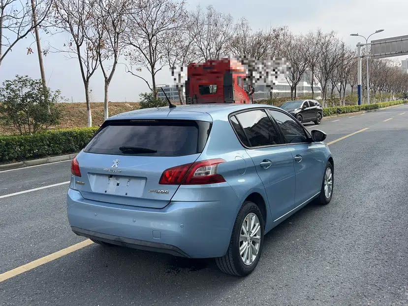 Peugeot 308S 2015 1.2T Automatic Shangchi Edition — миниатюра 5
