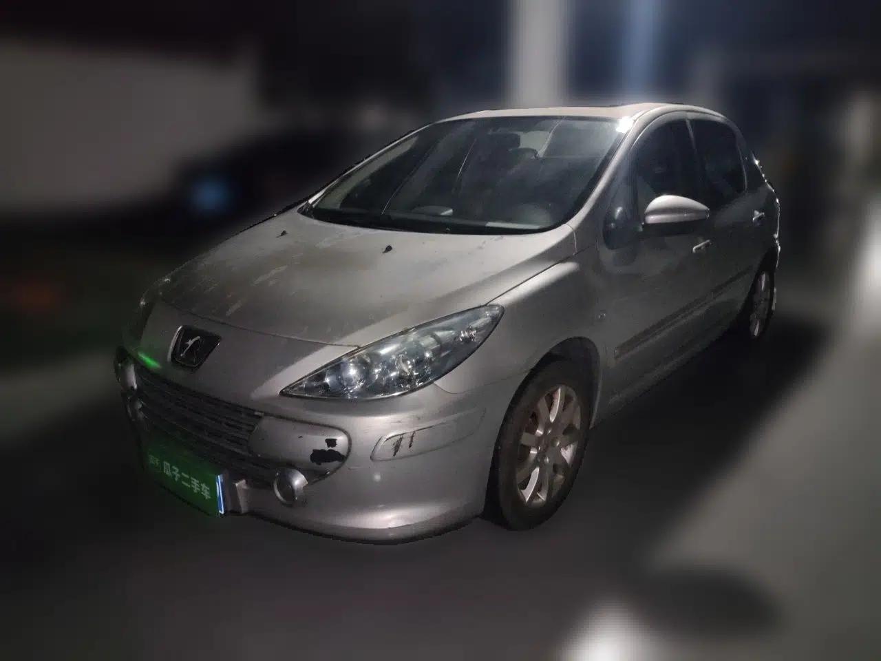 Peugeot 307 2013 Hatchback 1.6L Manual Comfort Edition — миниатюра 1