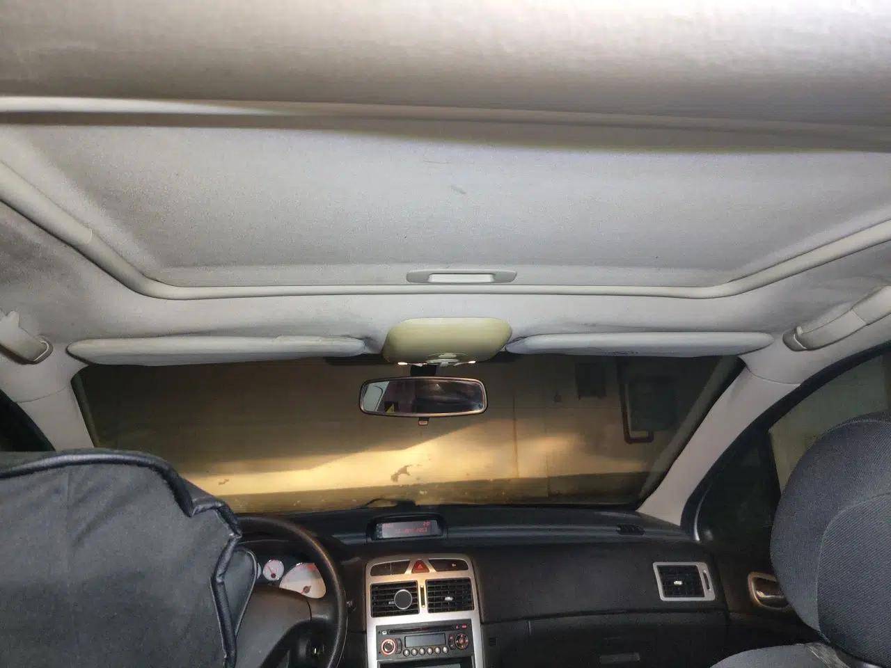 Peugeot 307 2013 Hatchback 1.6L Manual Comfort Edition — миниатюра 19