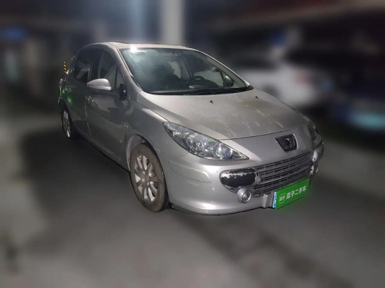 Peugeot 307 2013 Hatchback 1.6L Manual Comfort Edition — миниатюра 3