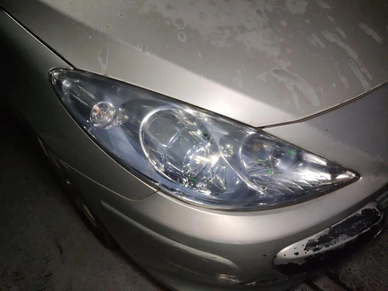 Peugeot 307 2013 Hatchback 1.6L Manual Comfort Edition — миниатюра 7