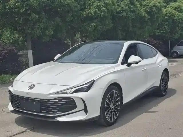 MG7 2023 1.5T DCT Elegant Edition