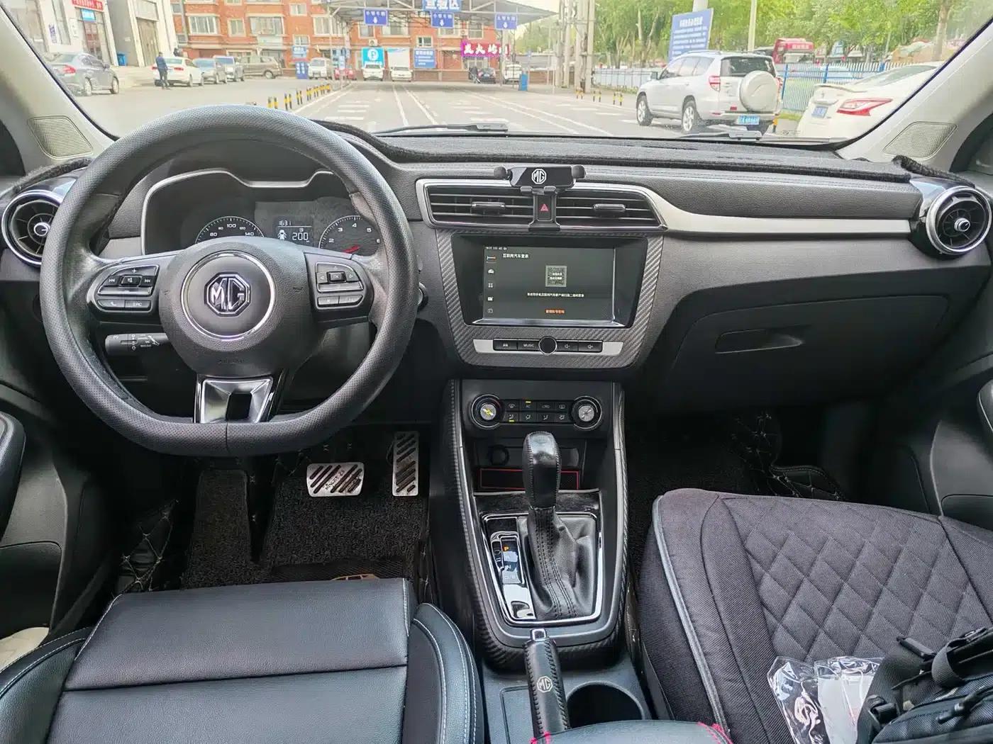 MG ZS 2017 1.5L Automatic Internet Edition — миниатюра 4