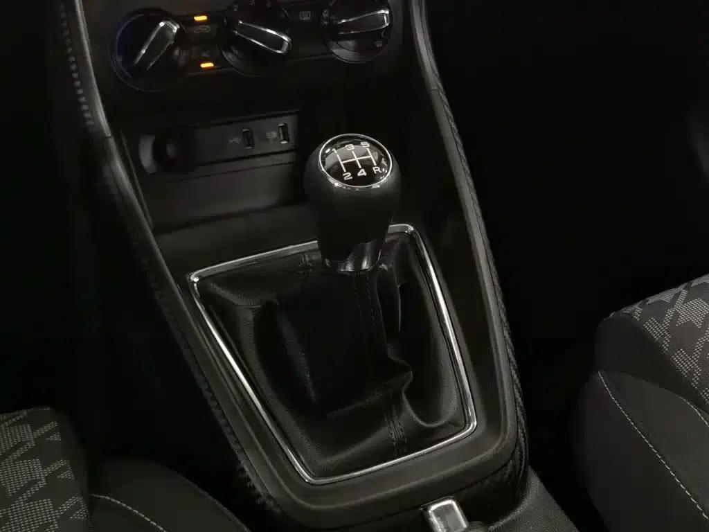 MG ZS 2020, a global best-selling model with millions of units sold, 1.5L manual comfort version. — миниатюра 13