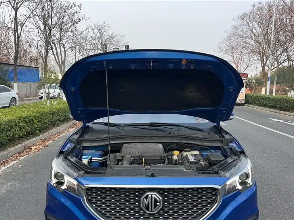 MG ZS 2017 1.5L Automatic Internet Edition — миниатюра 19