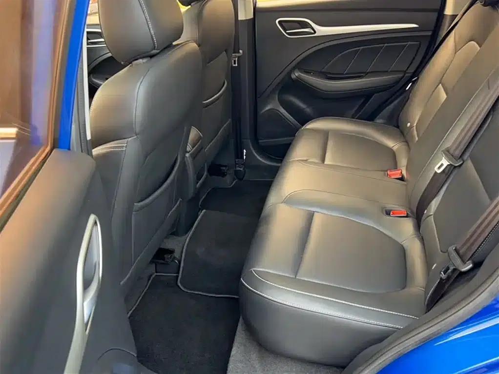 MG ZS 2017 1.5L Automatic Internet Edition — миниатюра 23