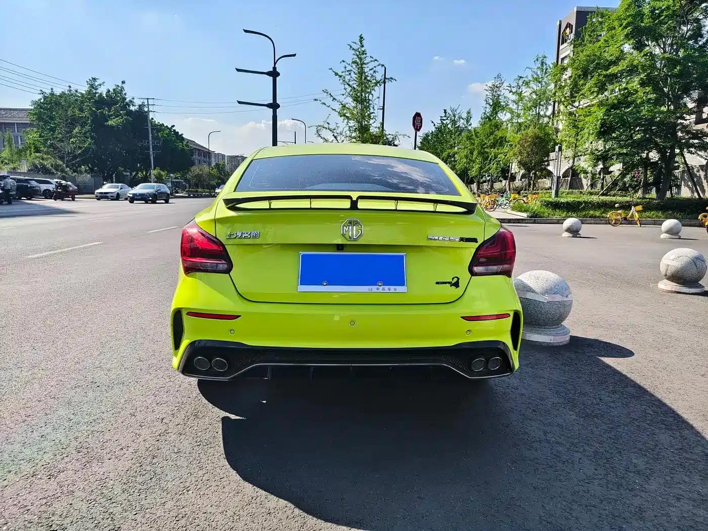 MG5 Scorpio 2022 1.5T Trophy Sport Luxury Edition — миниатюра 17