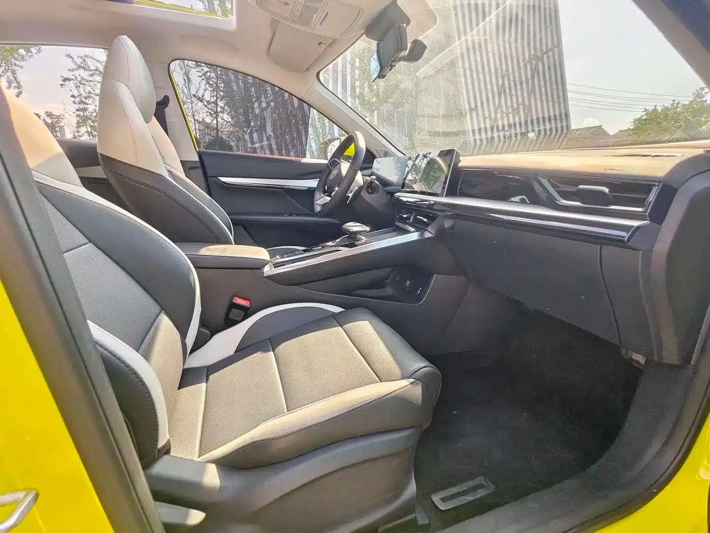 MG5 Scorpio 2022 1.5T Trophy Sport Luxury Edition — миниатюра 9