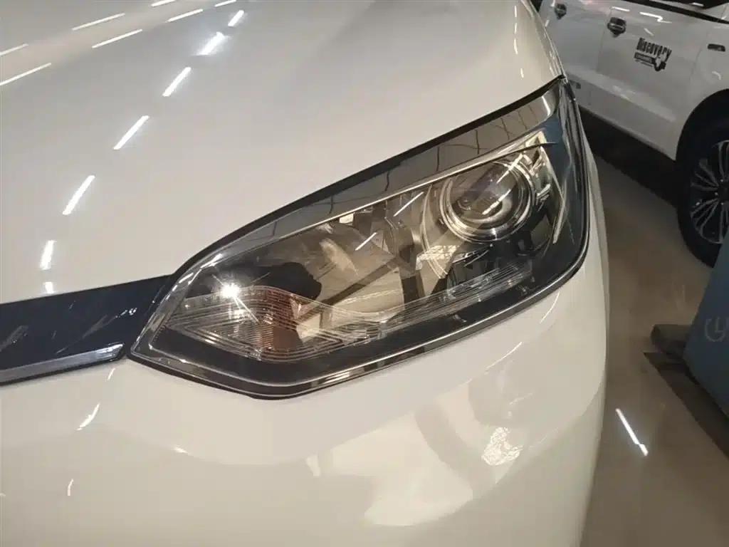 2015 GS 2.0TGI TST Luxury Edition — миниатюра 24
