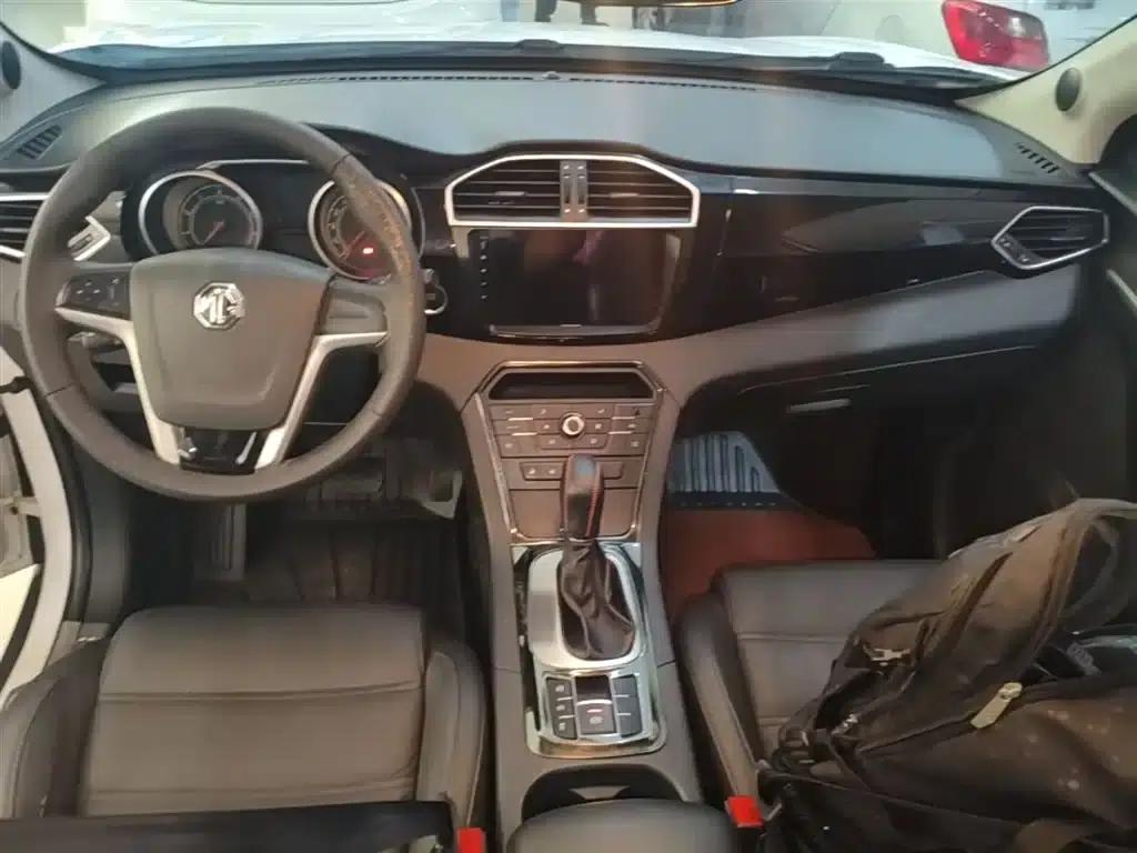 2015 GS 2.0TGI TST Luxury Edition — миниатюра 10