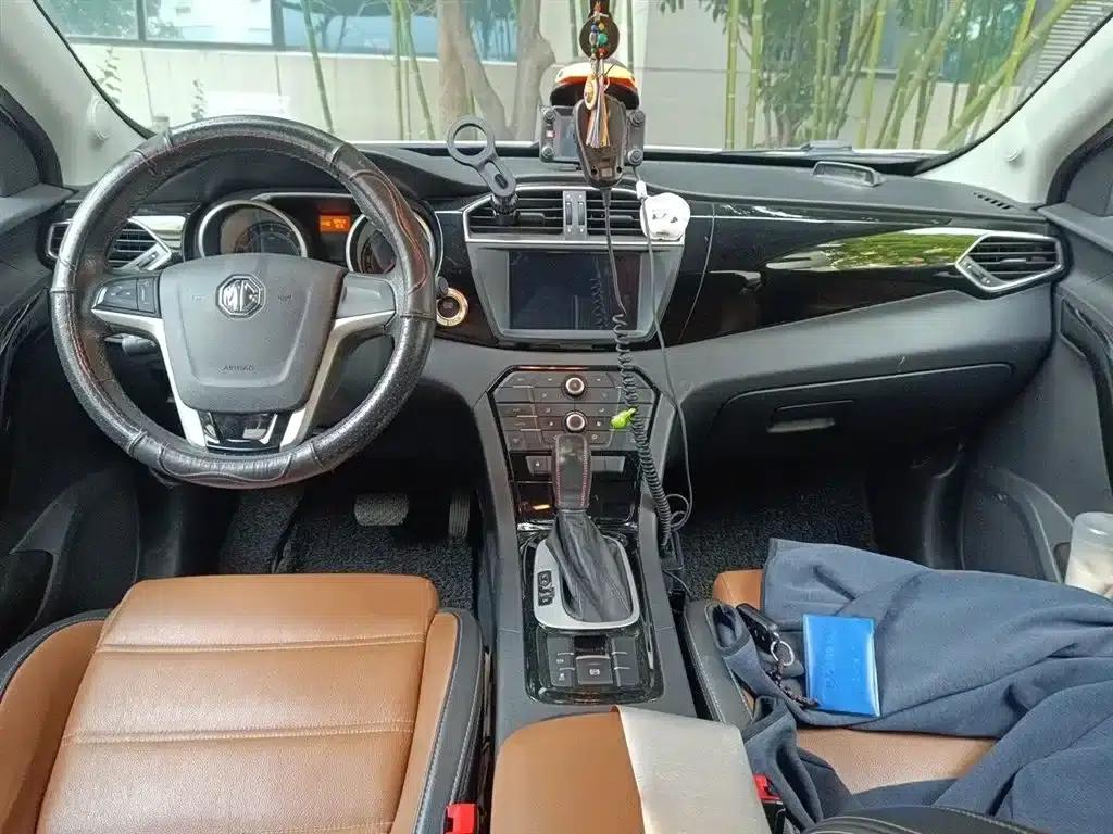 2016 GS 1.5TGI TST Luxury Edition — миниатюра 13