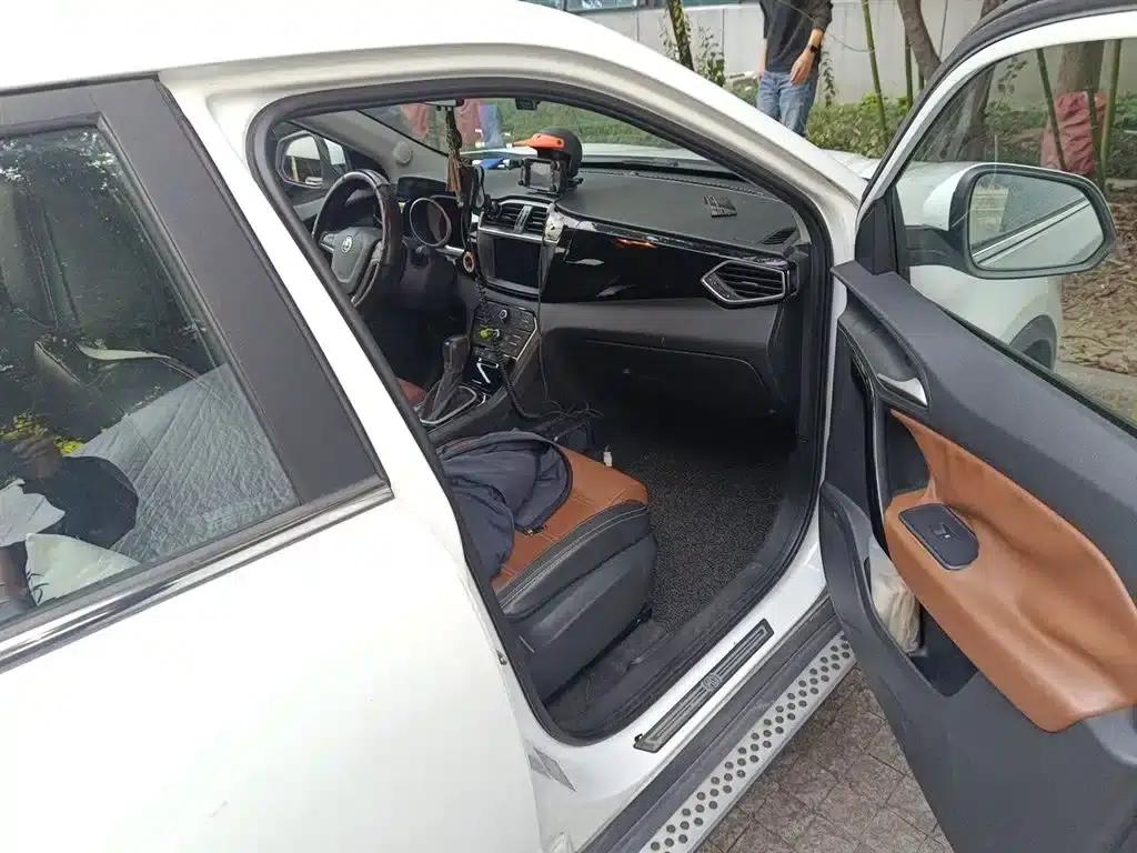 2016 GS 1.5TGI TST Luxury Edition — миниатюра 20