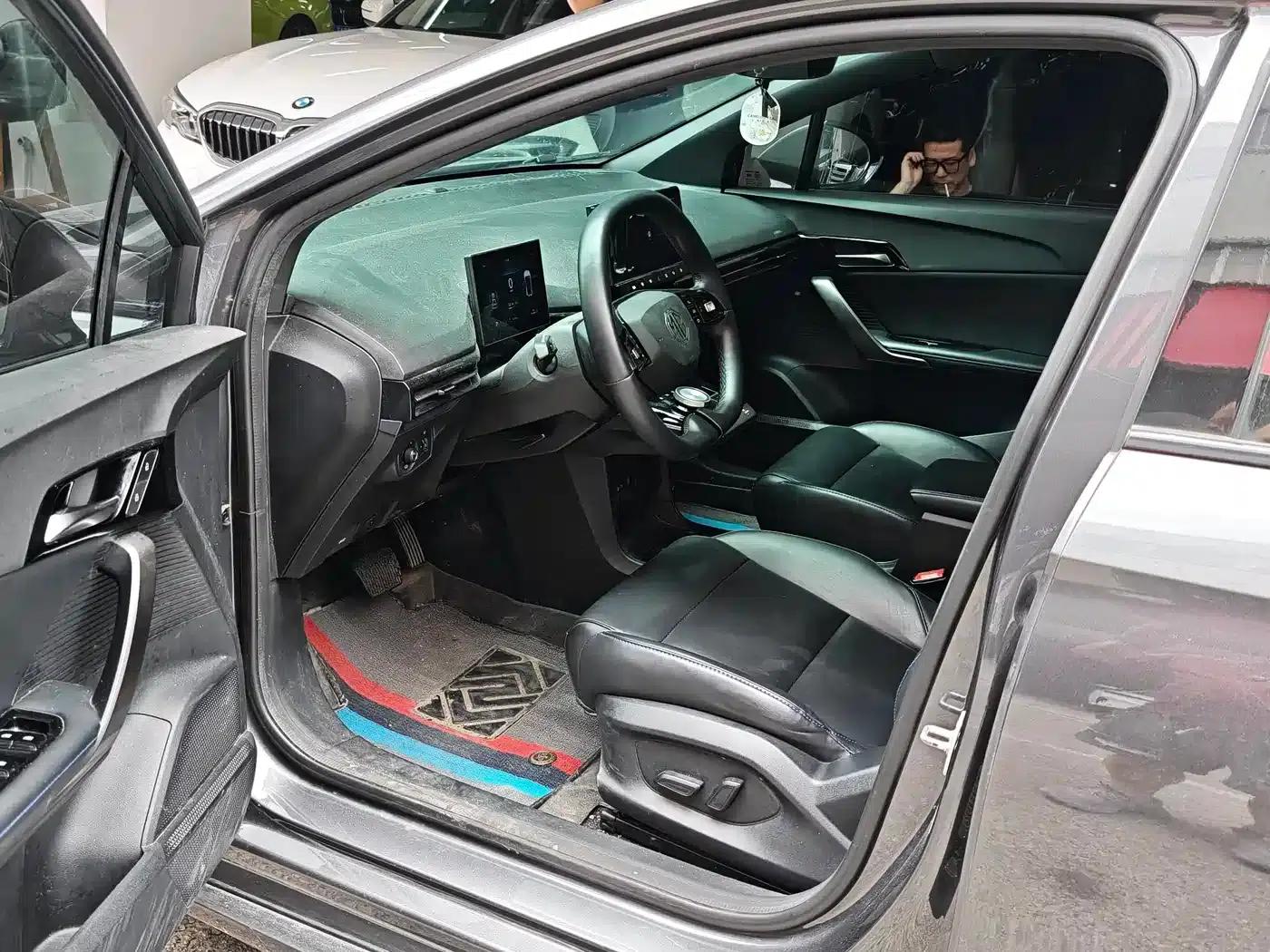MG4 2022 425km Flagship Edition — миниатюра 2