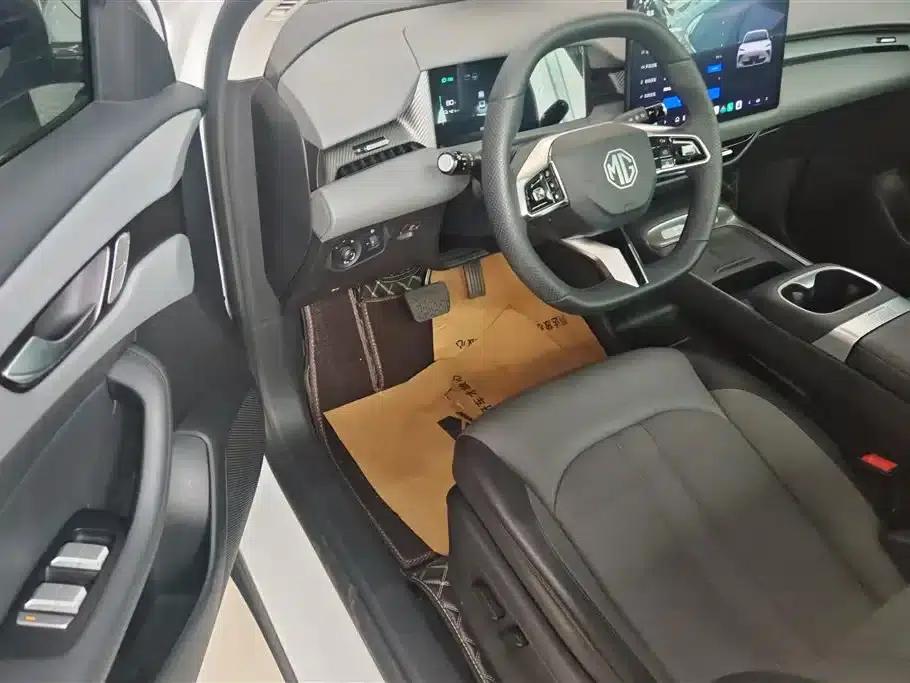 MG ES5 2025 525max Rear-Wheel Drive Intelligent Driving Edition — миниатюра 9