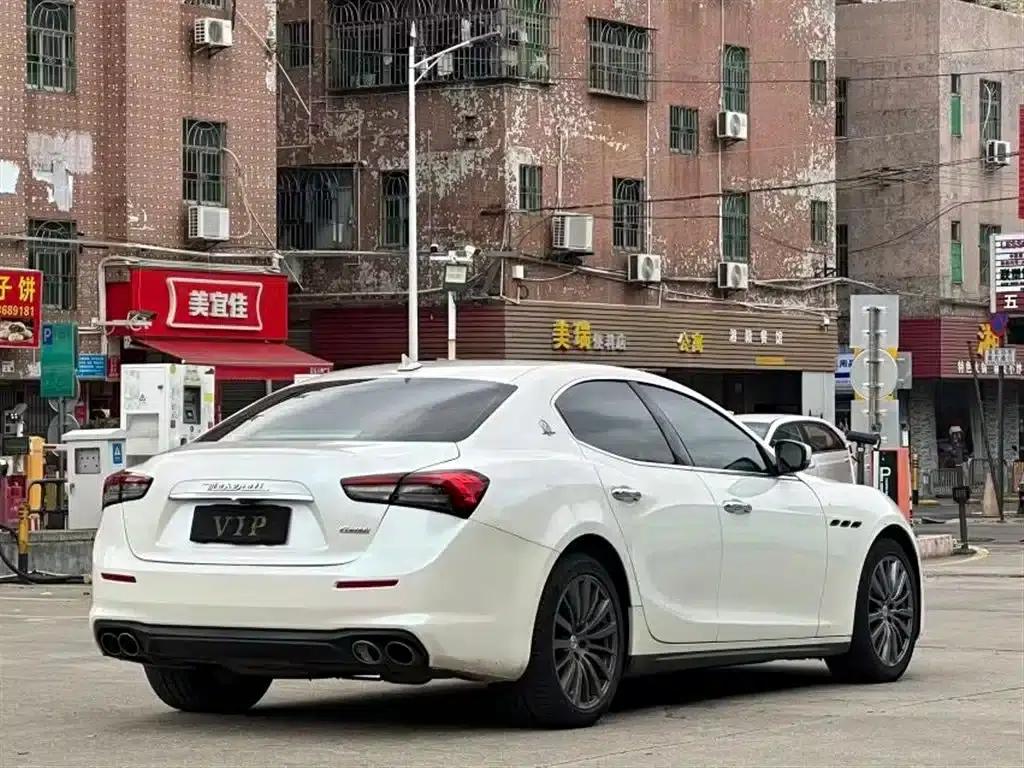 2022 Ghibli 2.0T GT Sport Edition — миниатюра 6