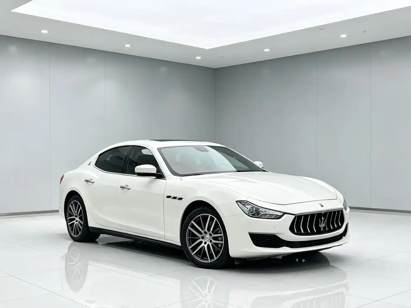 2019 Ghibli 3.0T Luxury Edition (China V Emission Standard) — миниатюра 2