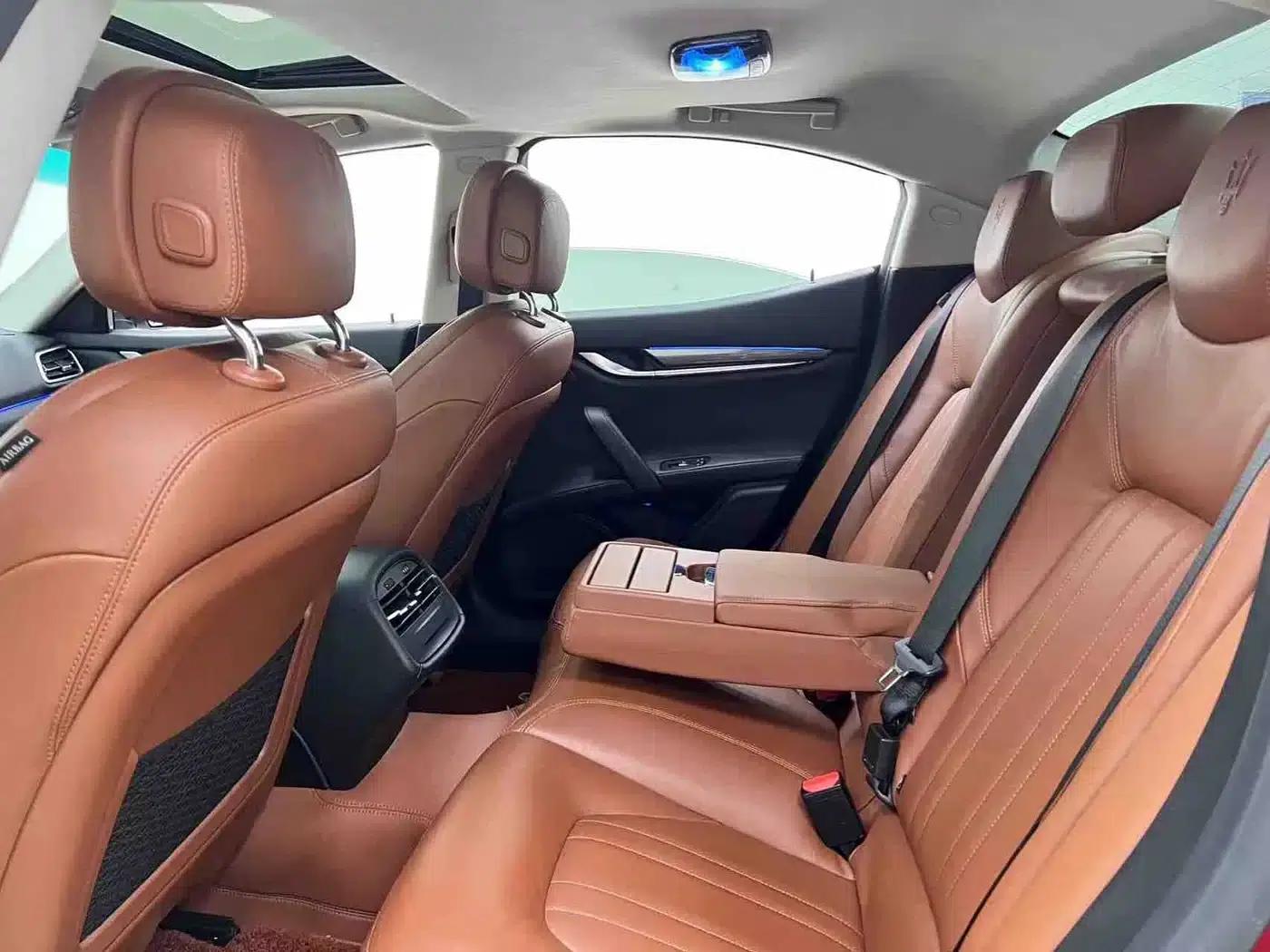 2014 Ghibli 3.0T Standard Edition — миниатюра 12