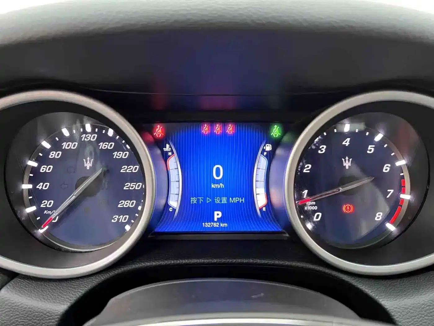 2014 Ghibli 3.0T Standard Edition — миниатюра 22