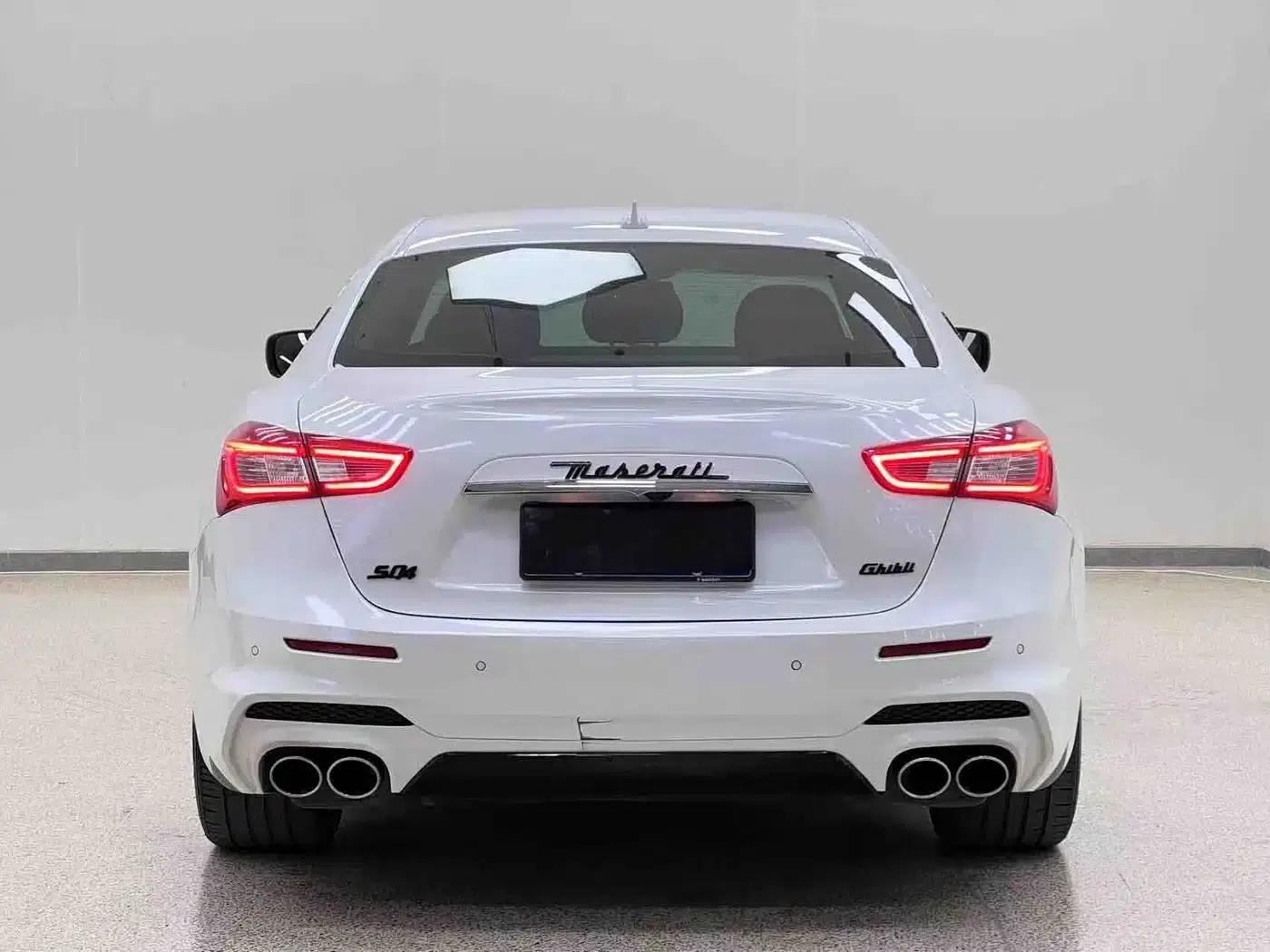 2014 Ghibli 3.0T Standard Edition — миниатюра 26