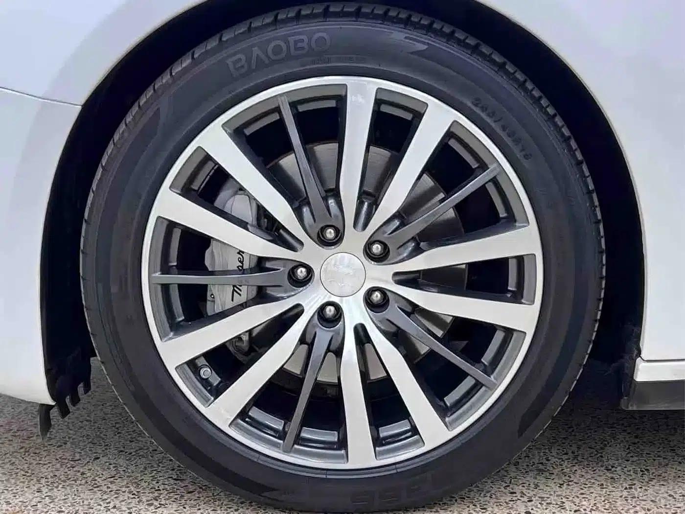 2014 Ghibli 3.0T Standard Edition — миниатюра 5