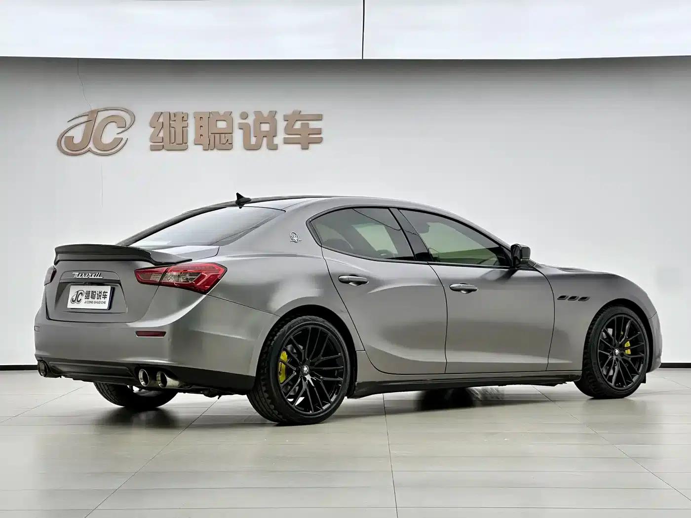 2014 Ghibli 3.0T Standard Edition — миниатюра 12