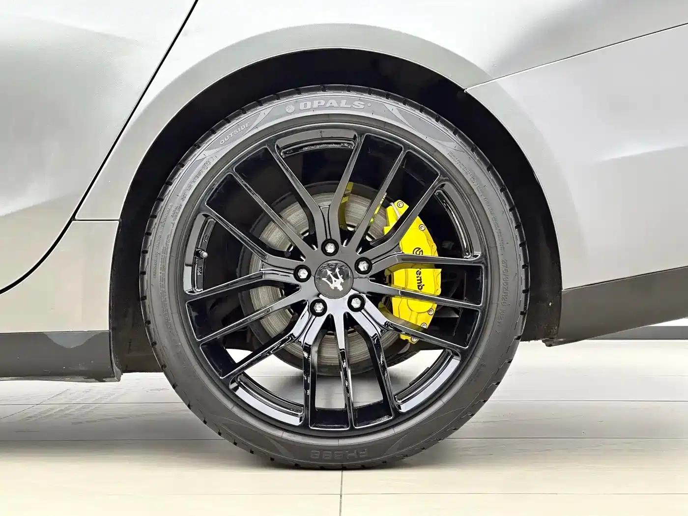 2014 Ghibli 3.0T Standard Edition — миниатюра 8