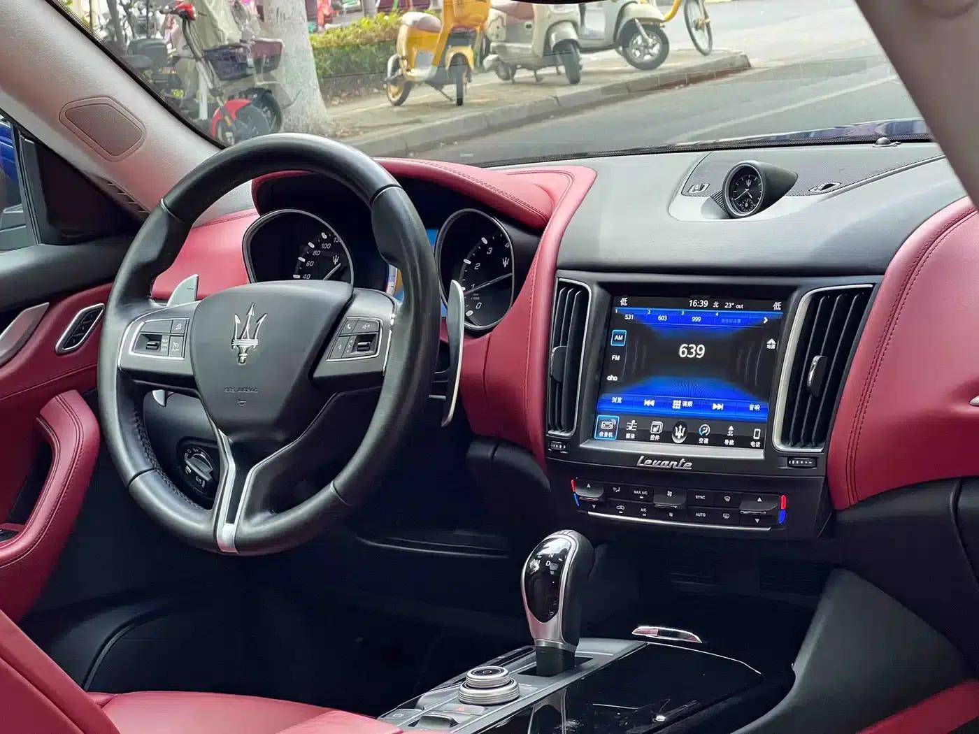 2018 Levante 3.0T Standard Edition — миниатюра 21